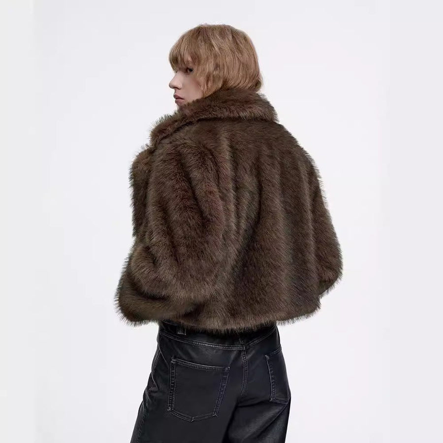 Paloma Elegant Jacket in Brown