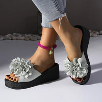 Penelope Platform Slide in Sage