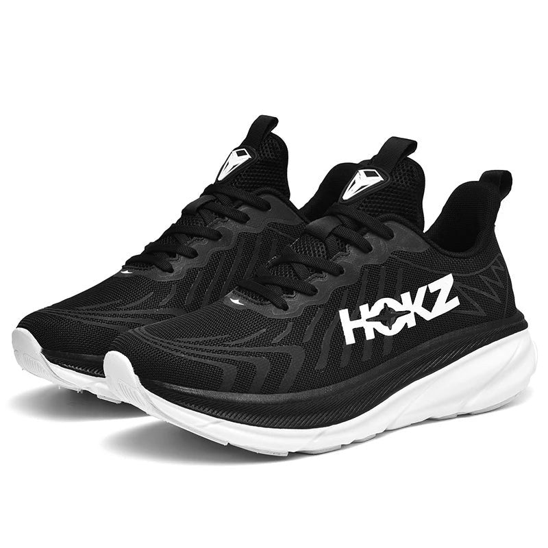 Pepijn Comfortable Sneakers in Black and White