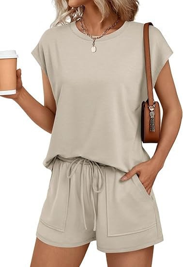 Petra Comfortable Set with Elastic Waist and Pockets in Apricot