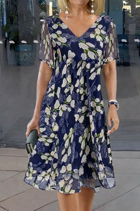 Olivia | Plus Size Floral Dress V-Neck Short Sleeve A-Line Midi