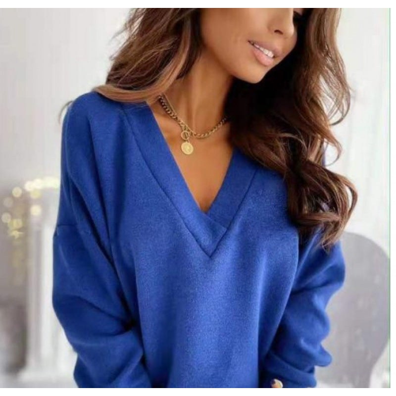 Polly Casual Sweater with V-Neck in Blue