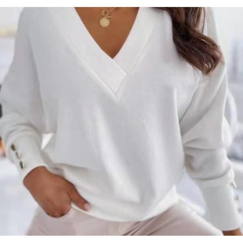 Polly Casual Sweater with V-Neck in White