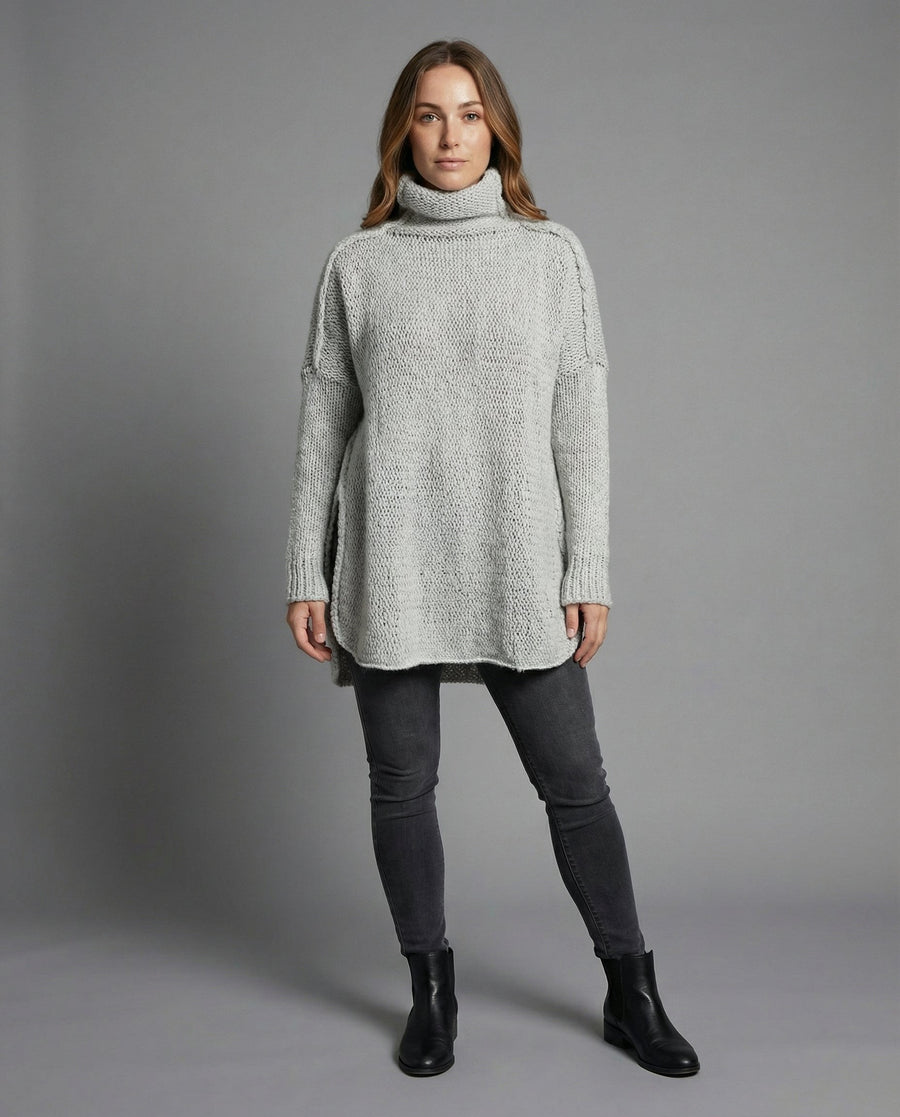 Poppy Knit Sweater in Grey