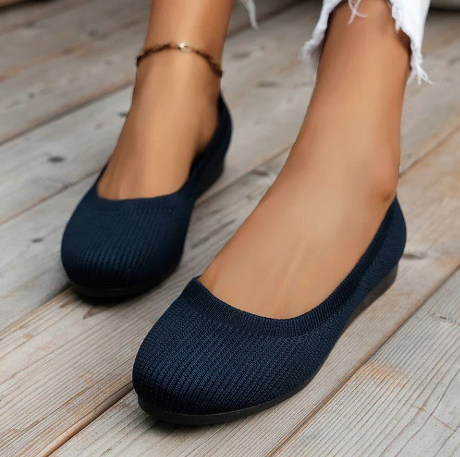 Priya Ballet Flats in Navy