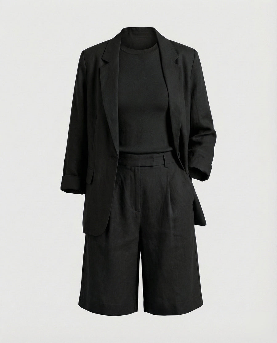 Regina Linen Blazer with Crew Neck and Fitted in Black