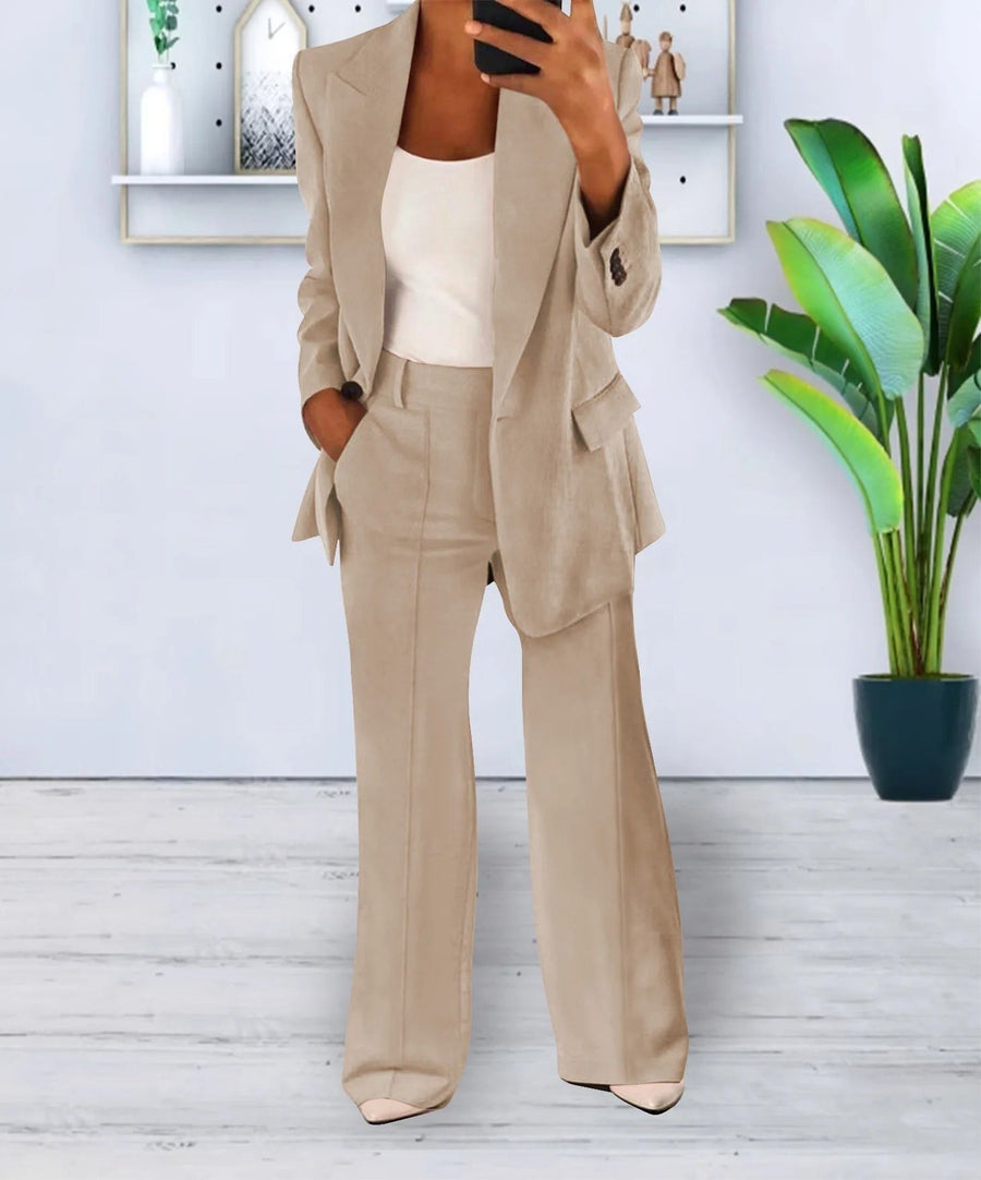 Reina Blazer in Beige