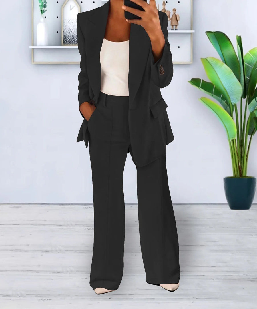 Reina Blazer in Black