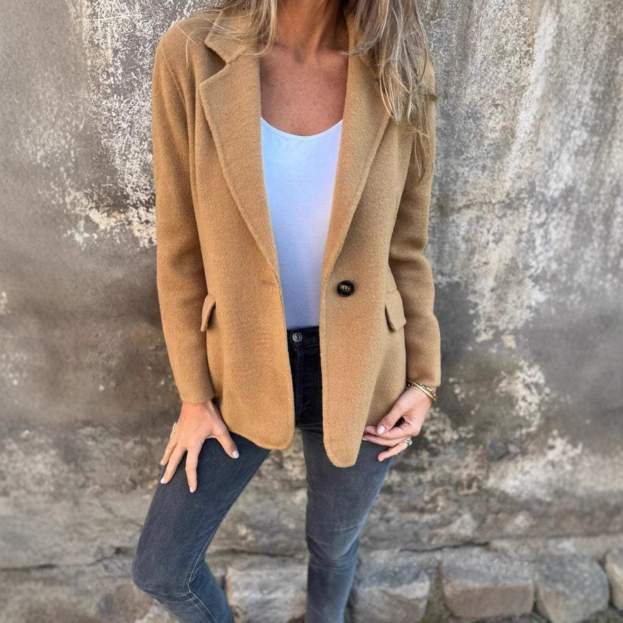 Renata Elegant Blazer in Camel