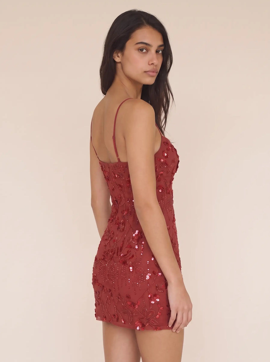 Romi Red editorial