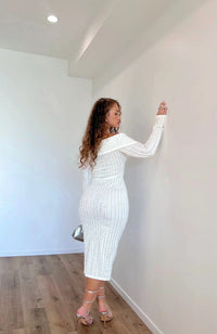 ALISE | OFF SHOULDER MAXI DRESS