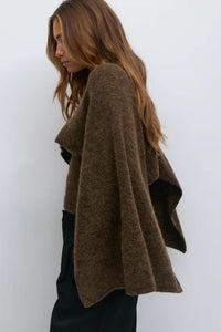 STELLA | KNITTED CAPE TOP