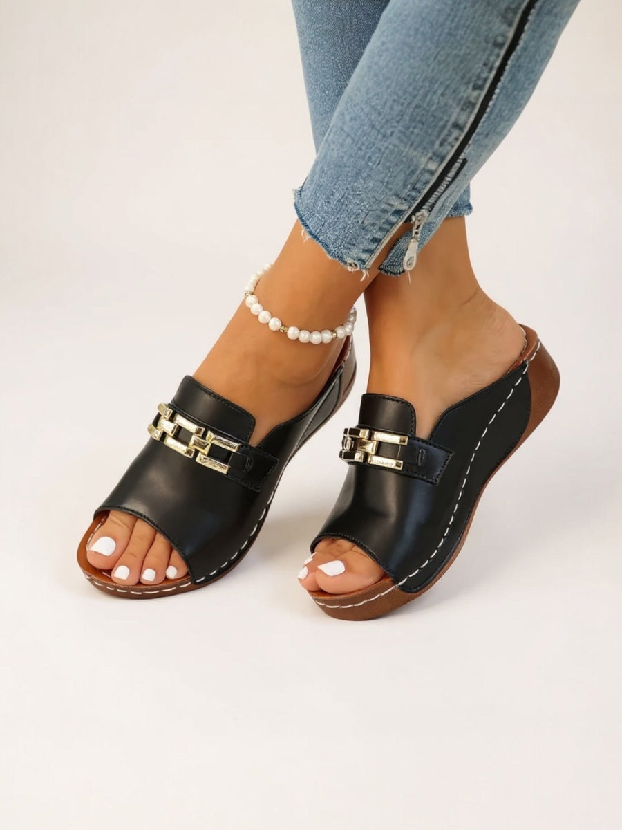 Romy Slip Sandals in Pink