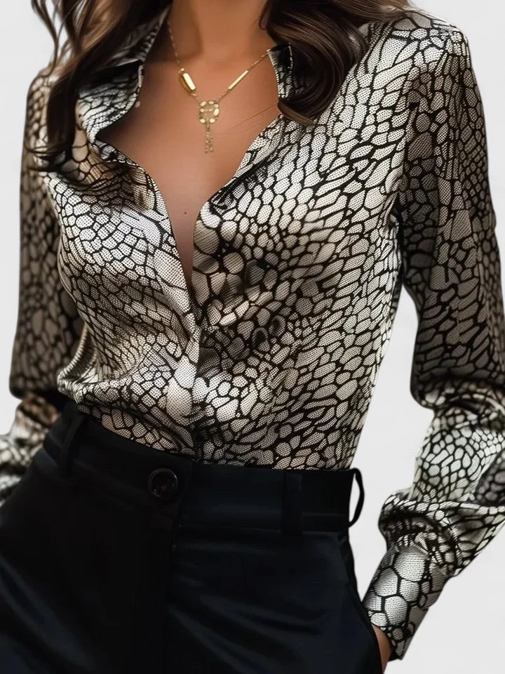 Rosabel Women's Leopard Print Long Sleeve Shirt in Black