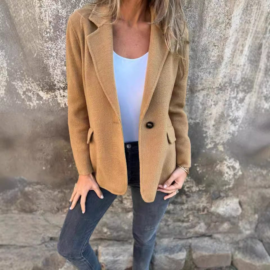 Roxane Elegant Blazer in Apricot