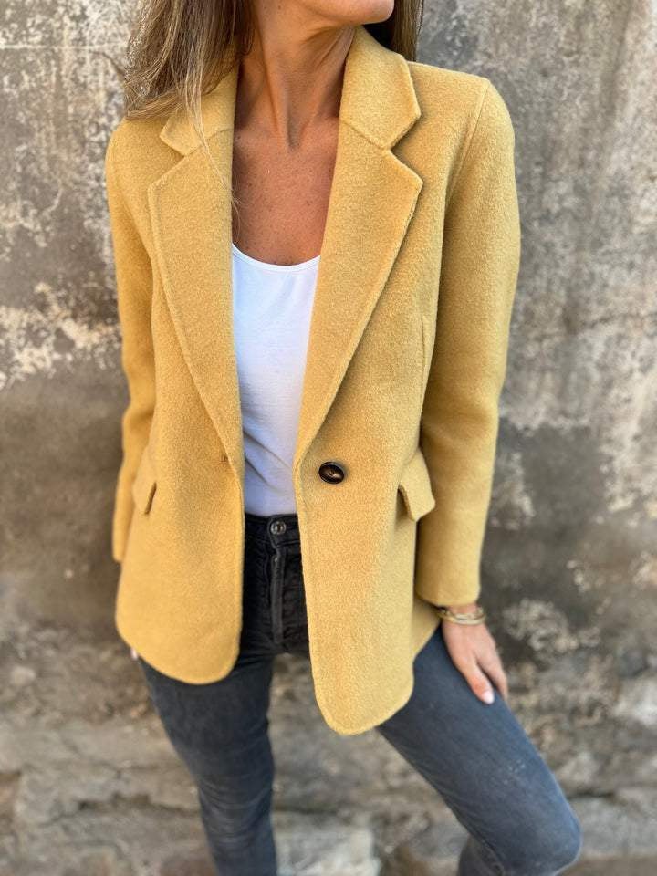Roxane Elegant Blazer in Yellow
