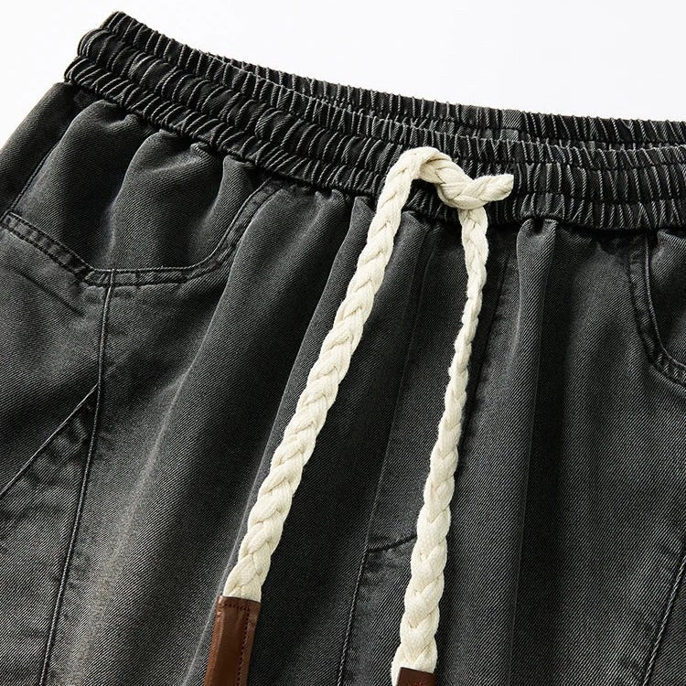 Salvano Diamond Denim Shorts in Charcoal