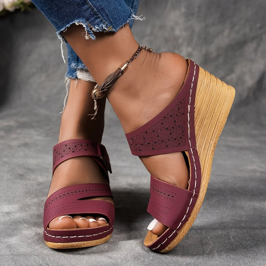 Sandra Leather Wedge Sandal in Cabernet