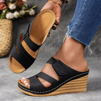 Sandra Leather Wedge Sandal in Charcoal