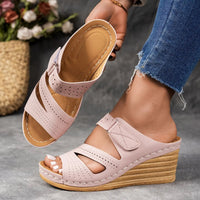 Sandra Leather Wedge Sandal in Rose