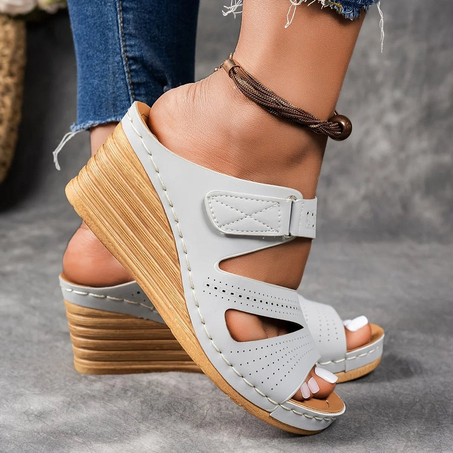 Sandra Leather Wedge Sandal in Slate Gray