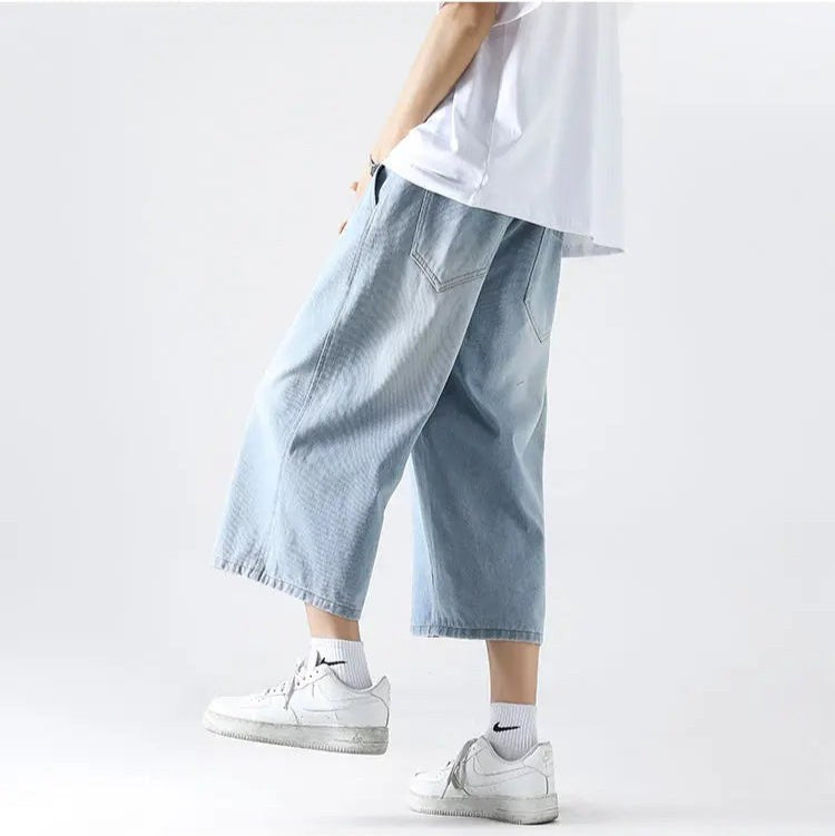 Santa Monica Baggy Jean Shorts in Light Blue
