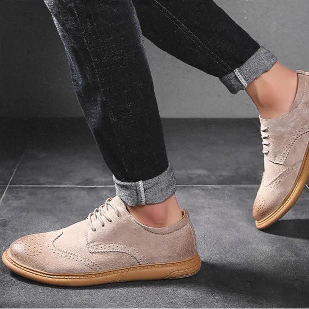 Santorini Suede Wingtip Shoe in Emerald