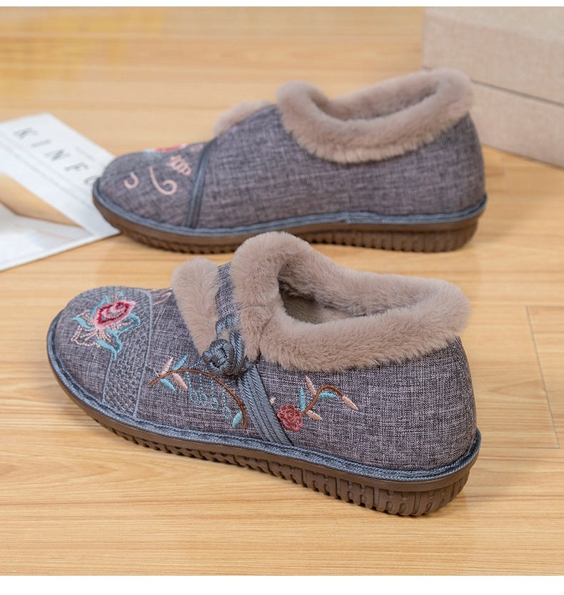 Selma Shoes with Embroidery in Blue