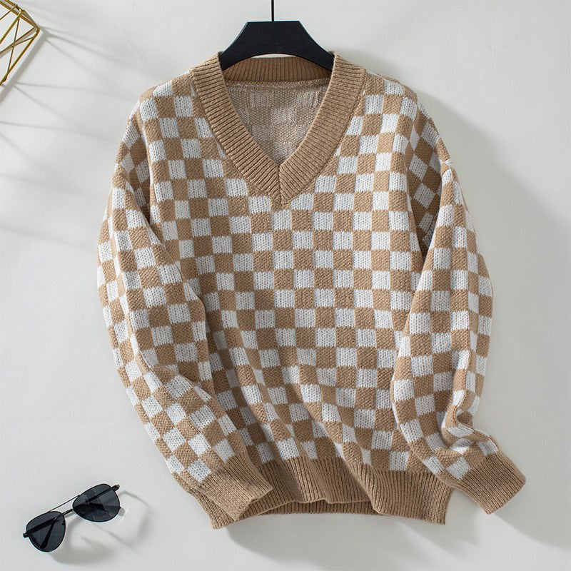 Seren Casual Sweater with V-Neck in Khaki
