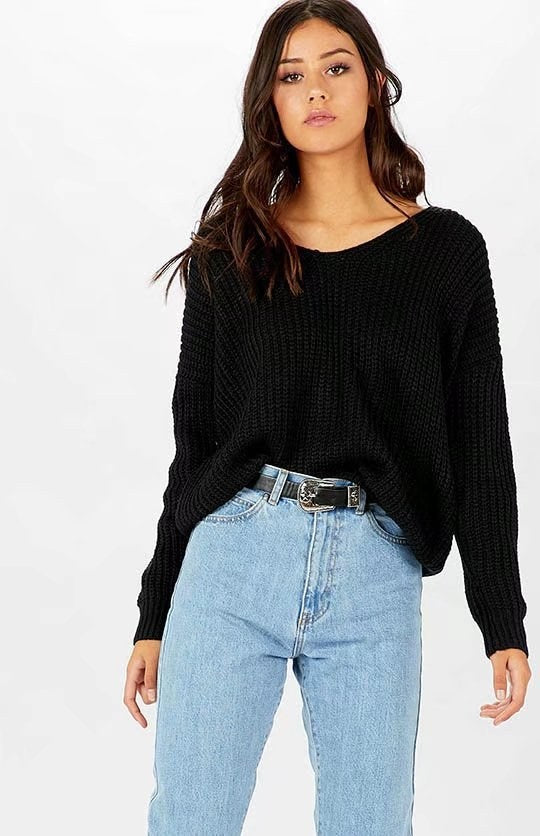 Seren Relaxed Knit Sweater with Crew Neck in Black
