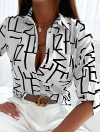 Serena Blouse in Weiß Buchstaben