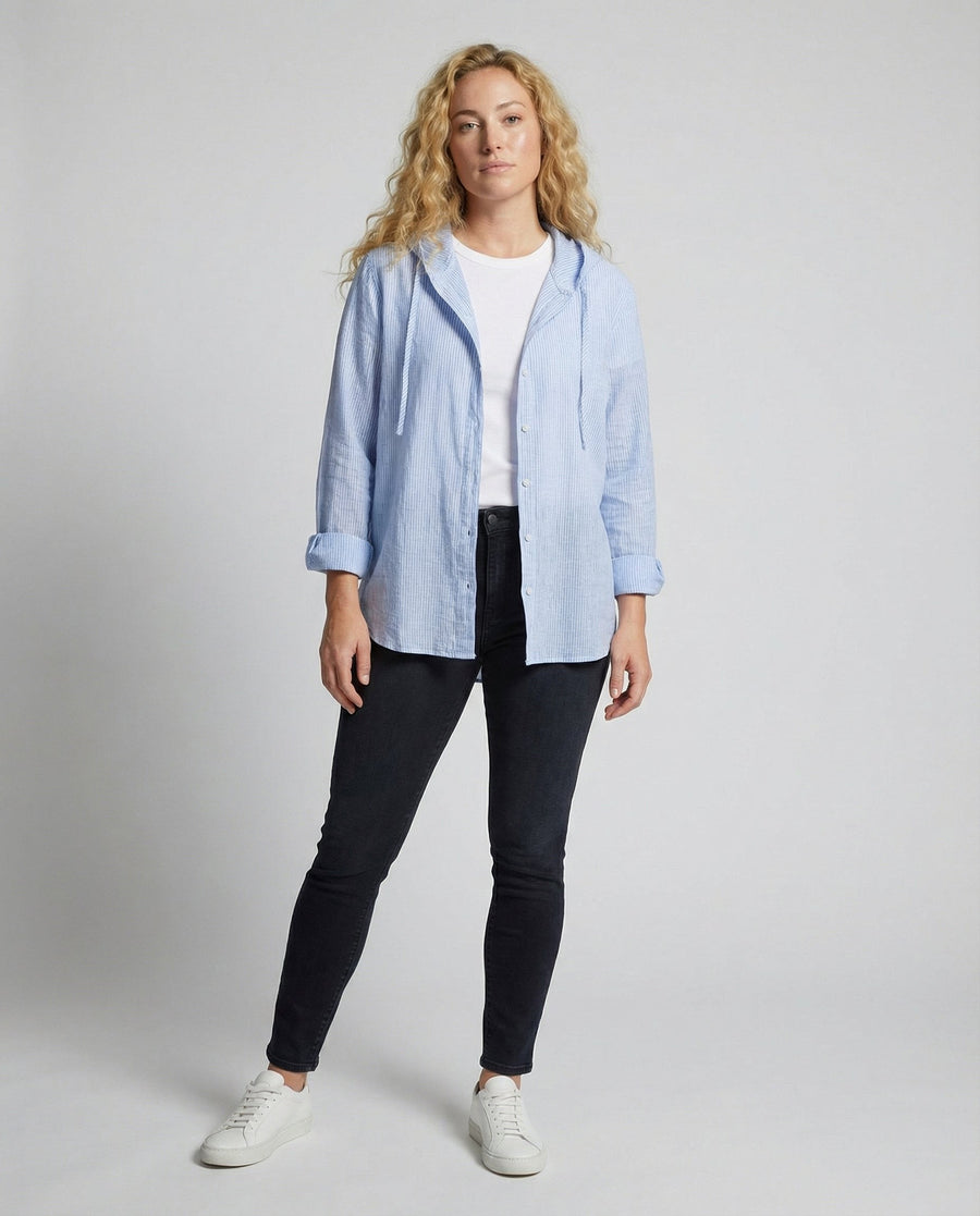 Sidonie Lightweight Blouse in Light Blue