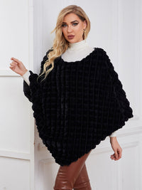 Sidonie Poncho in Black