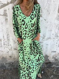 Sienna Casual Maxi Dress with V-Neck in Green