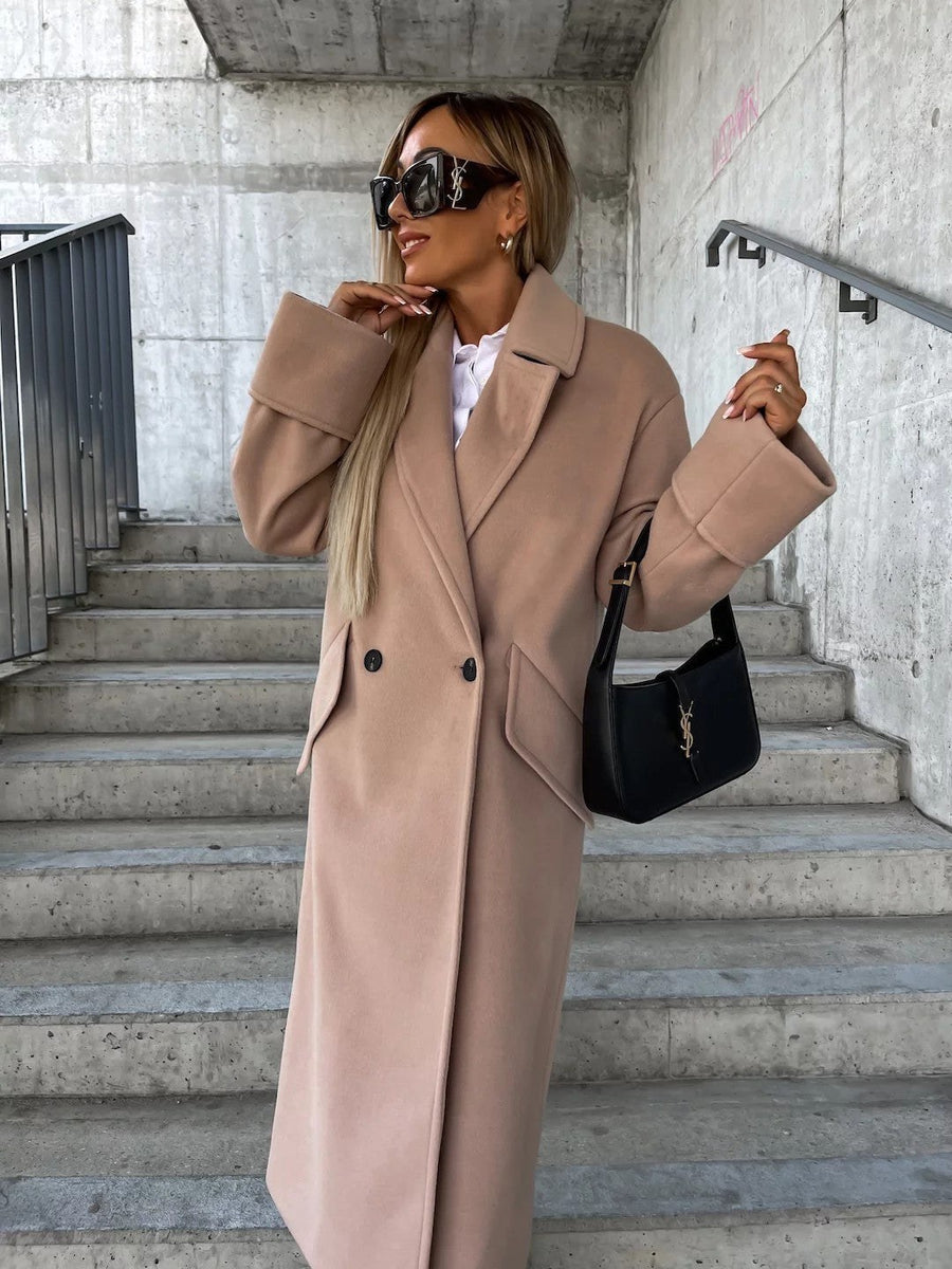 Sienna Elegant Coat with Oversized in Light Khaki