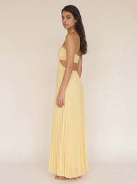Sienna Golden Ivory editorial