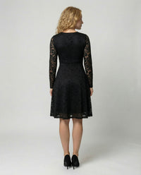 Sofia Elegant Lace Dress in Purple