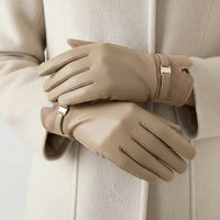 Solana Suede Glove in Beige