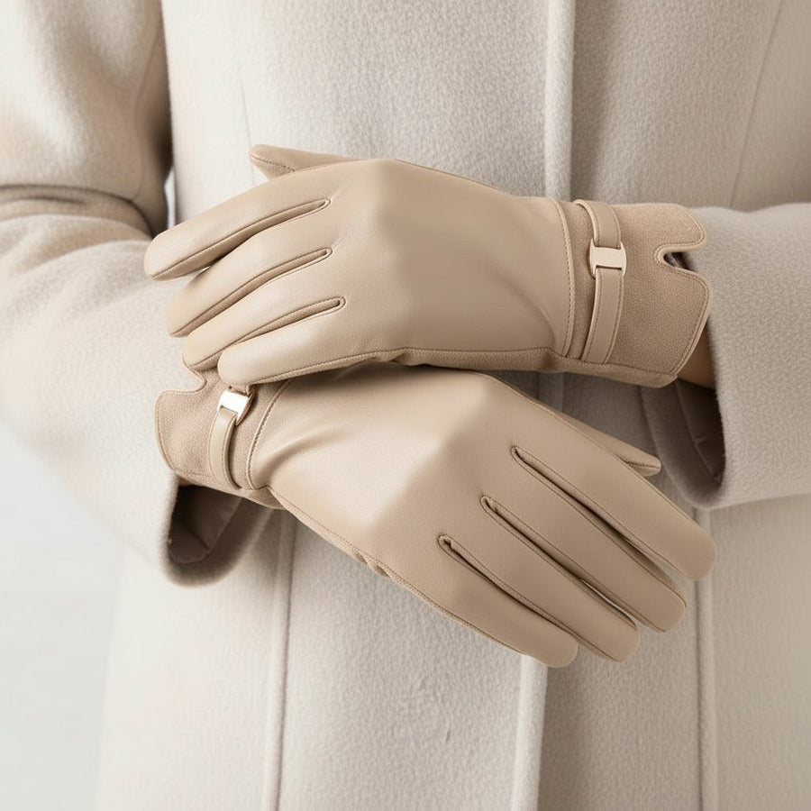 Solana Suede Glove in Pearl