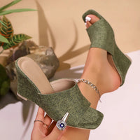 Solara Block Heel Mules in Emerald