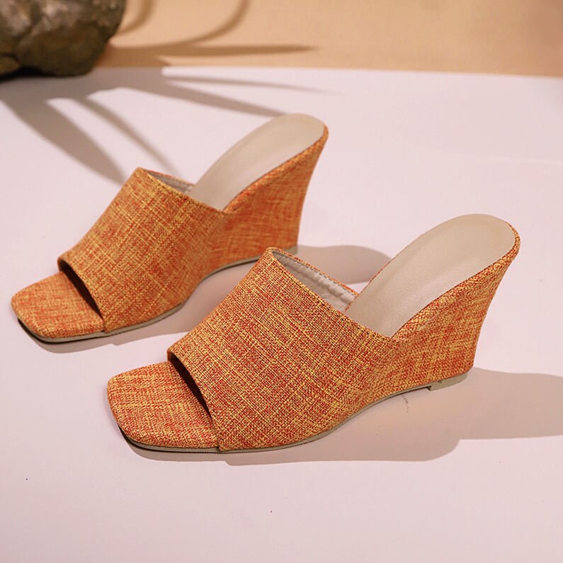Solara Block Heel Mules in Tangerine