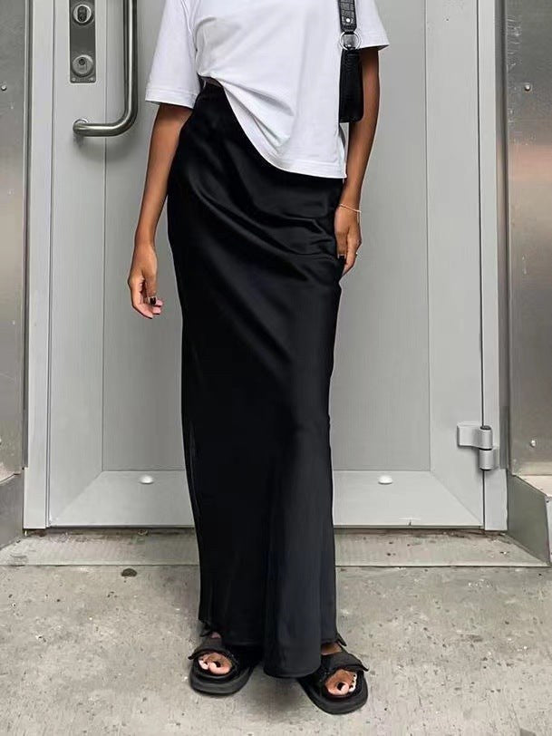 Sonja Elegant Maxi Dress in Black