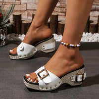 Stassi Studded Platform Mule in Pearl