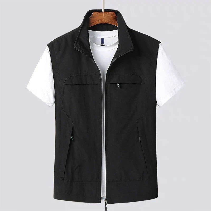 Sten Lightweight Vest in Black