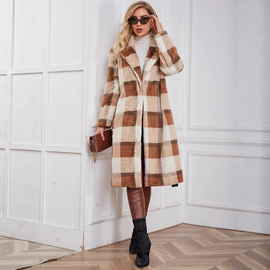 Susanna Elegant Coat with Pockets