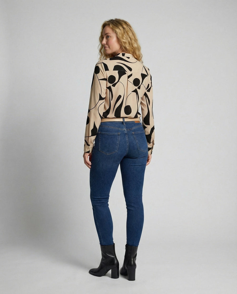 Sybil Elegant Blouse in Beige