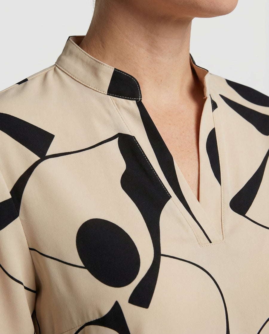 Sybil Elegant Blouse in Beige