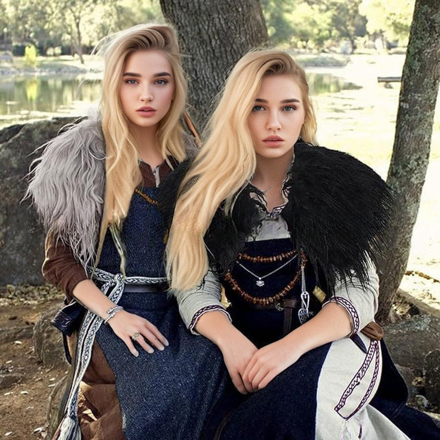 Tabitha Elegant Faux Fur Collar