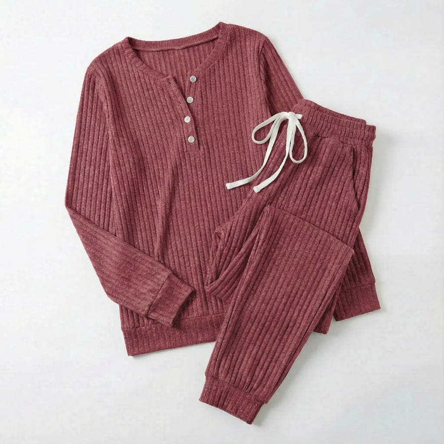 Tabitha Women's Ribbed Loungewear Set in Burgundy