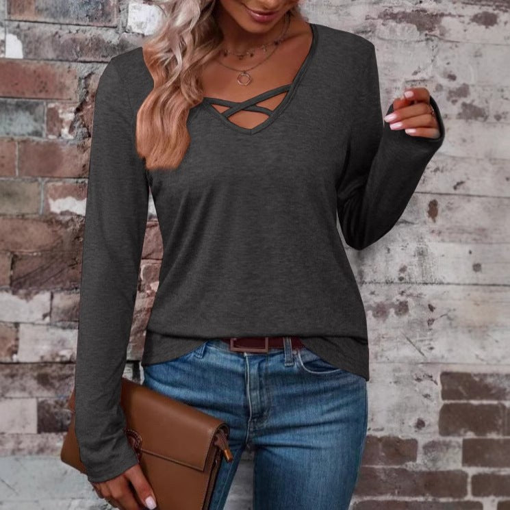 Talia Casual Top with V-Neck and Long Sleeve